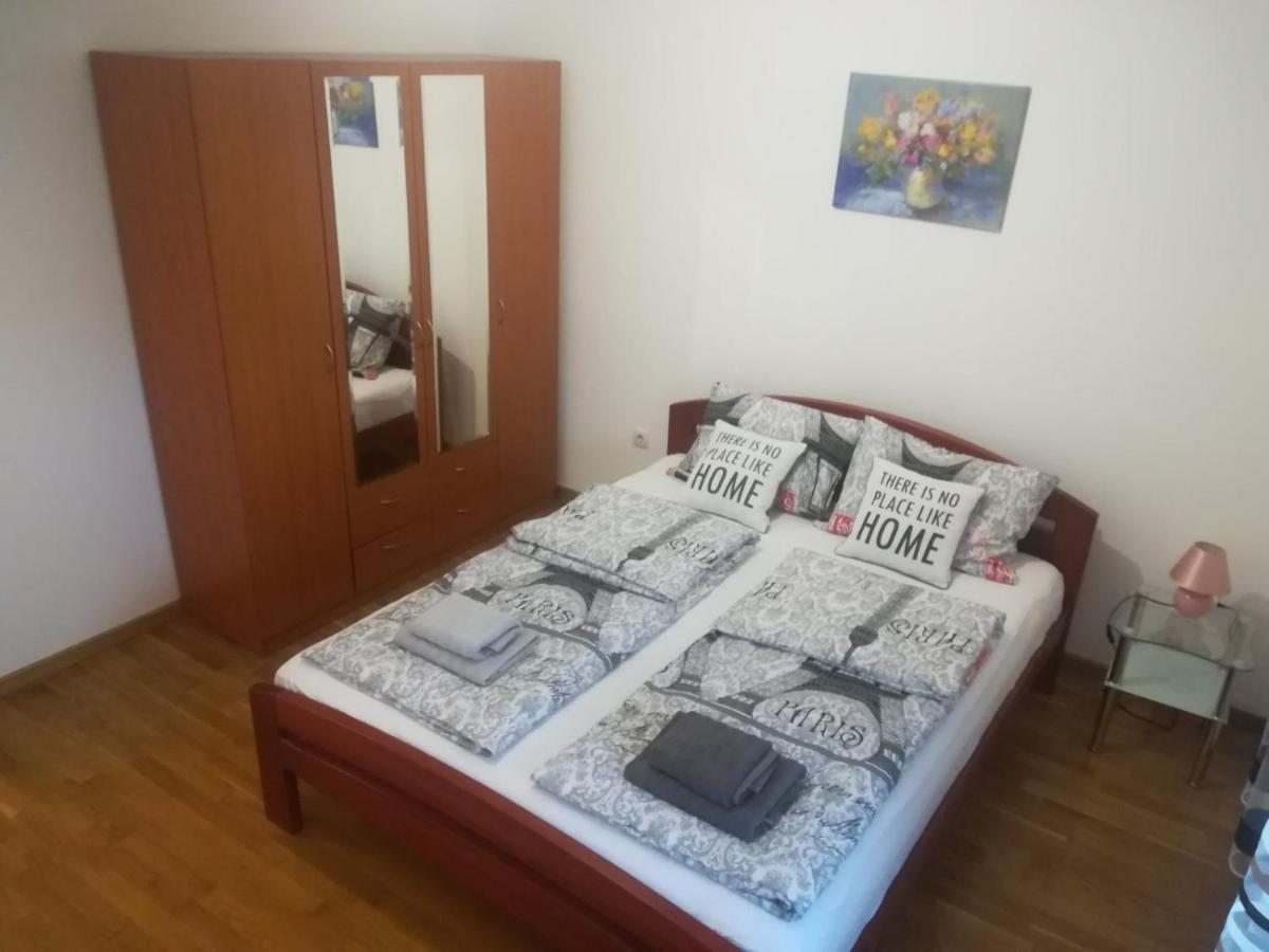 Paris Apartment -Free Private Parking Novi Sad Exterior photo