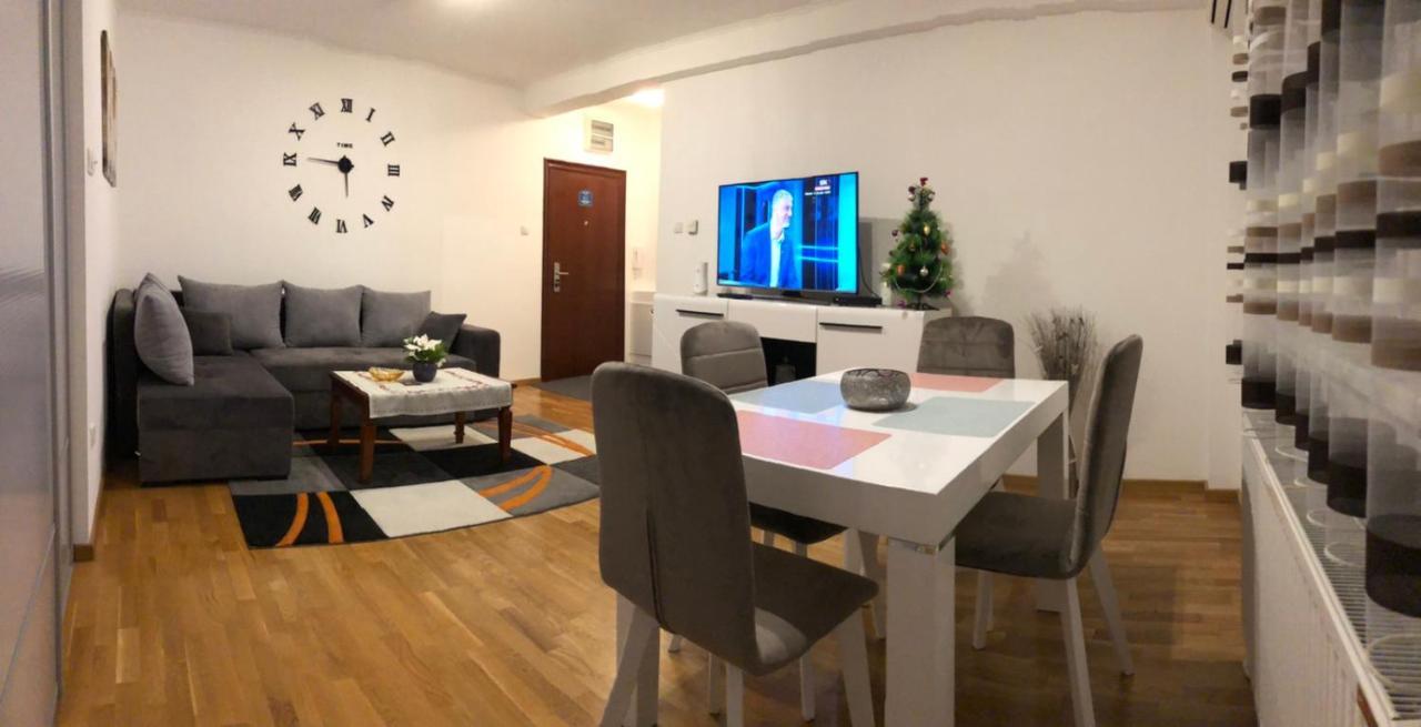 Paris Apartment -Free Private Parking Novi Sad Exterior photo